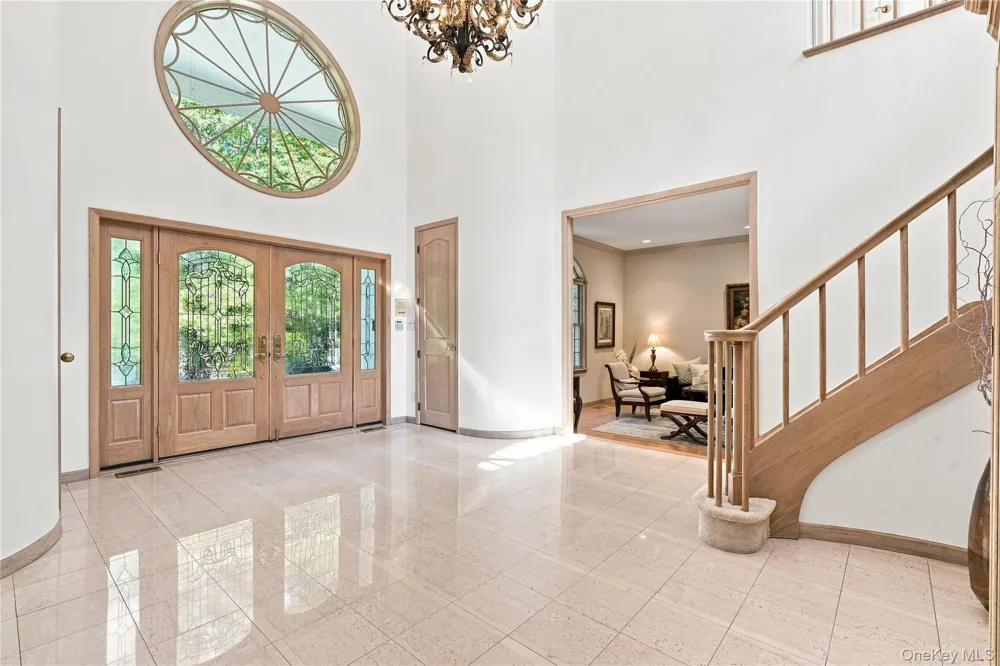 9 Swan Place Nissequogue, NY 11780