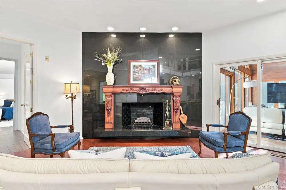 9 Swan Place Nissequogue, NY 11780