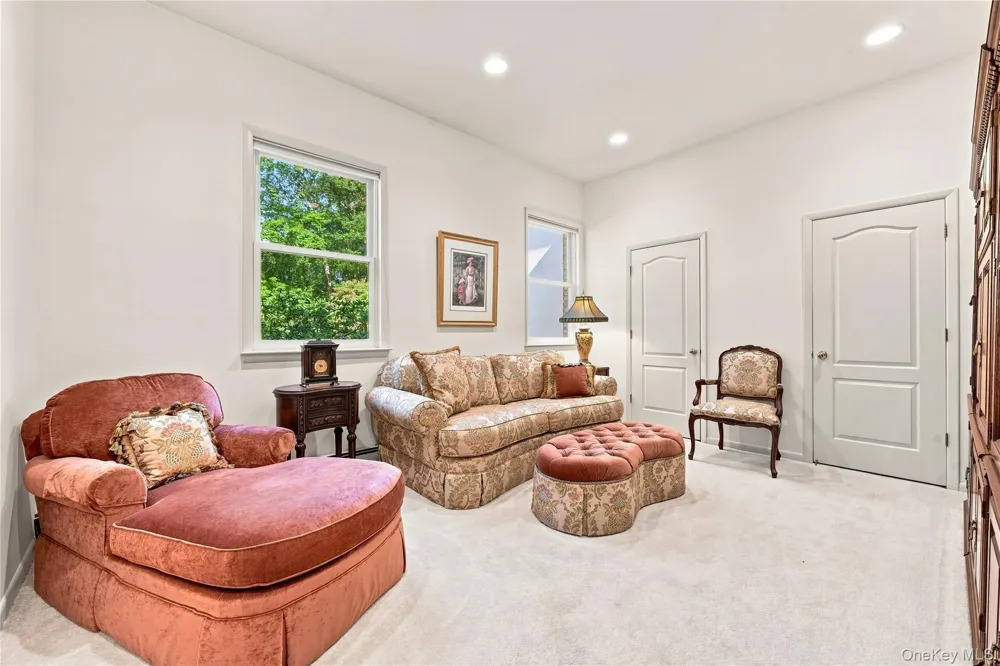 9 Swan Place Nissequogue, NY 11780