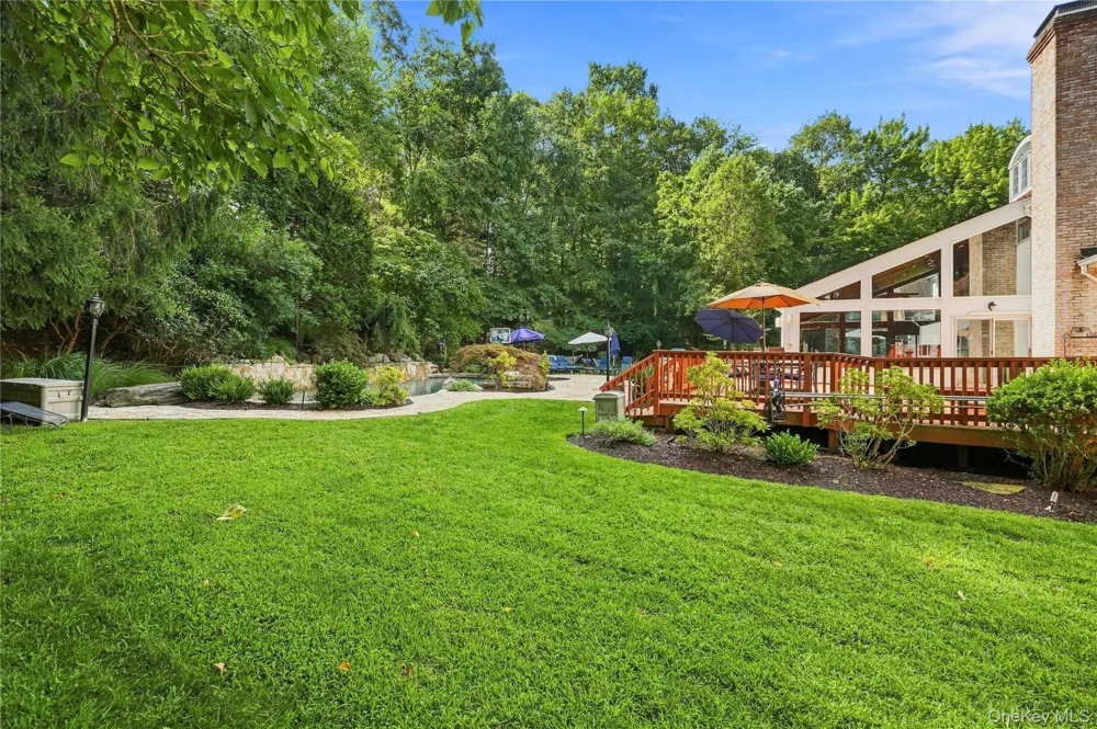 9 Swan Place Nissequogue, NY 11780