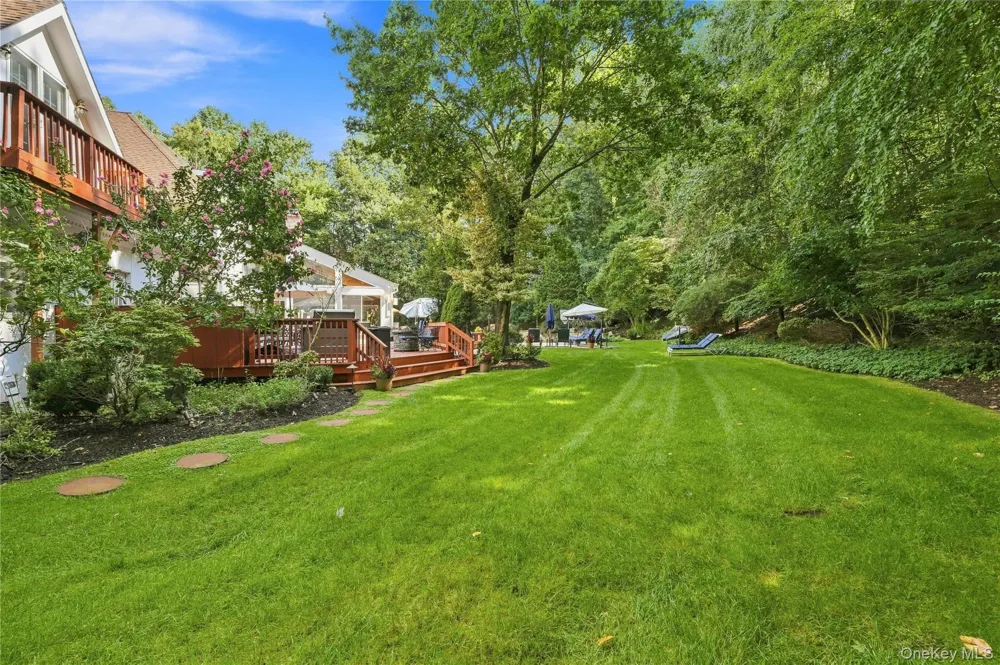 9 Swan Place Nissequogue, NY 11780
