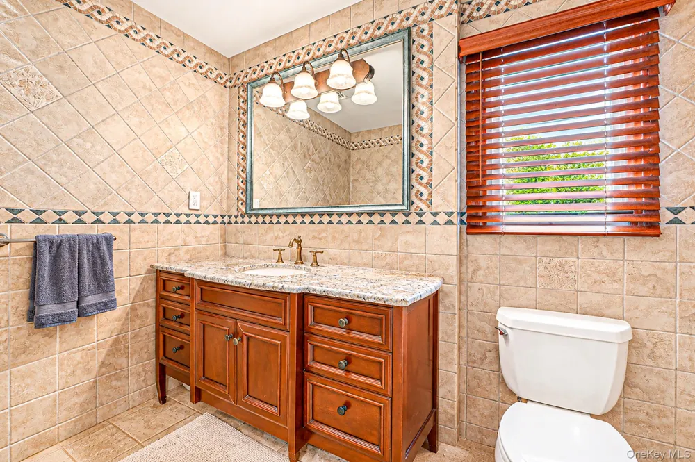 3 Saggese Lane Nesconset, NY 11767