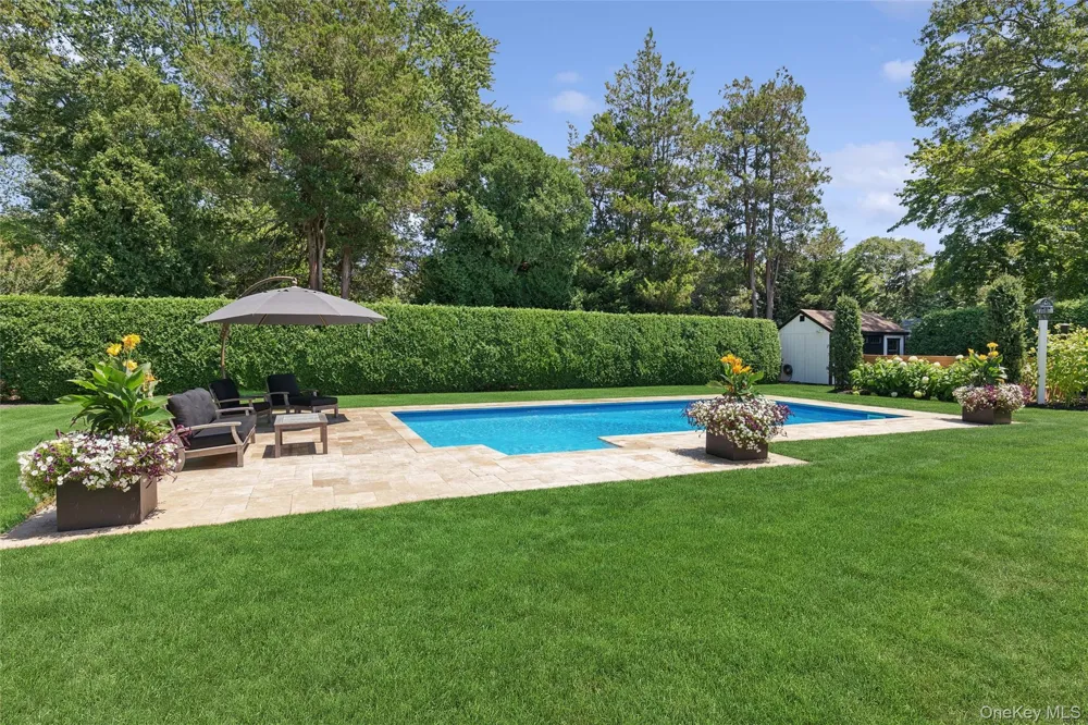 7 King Arthurs Court Saint James, NY 11780