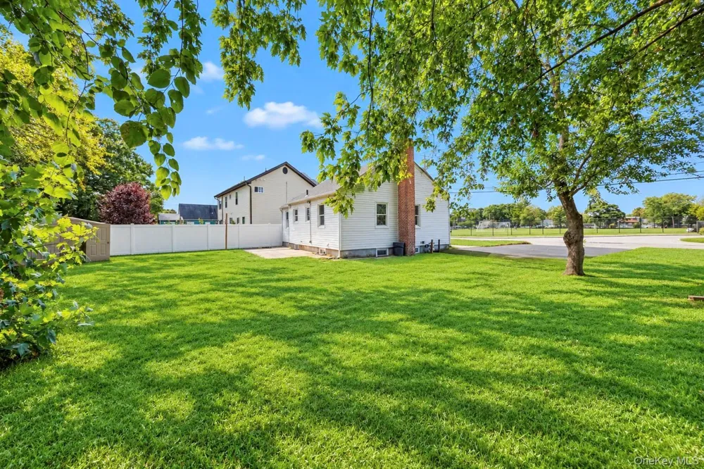 55 S 32nd Street Wyandanch, NY 11798