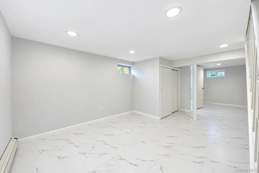 55 S 32nd Street Wyandanch, NY 11798