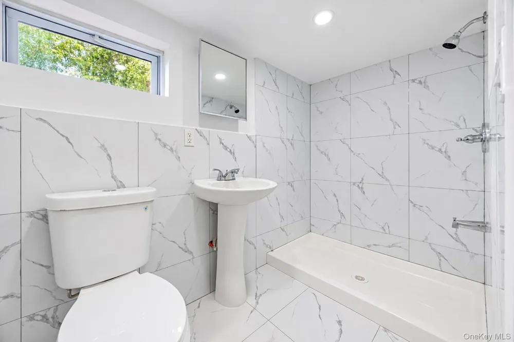 55 S 32nd Street Wyandanch, NY 11798