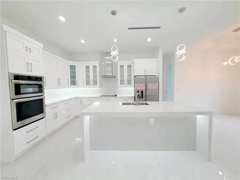 1919 Robert Avenue Lehigh Acres, FL 33972