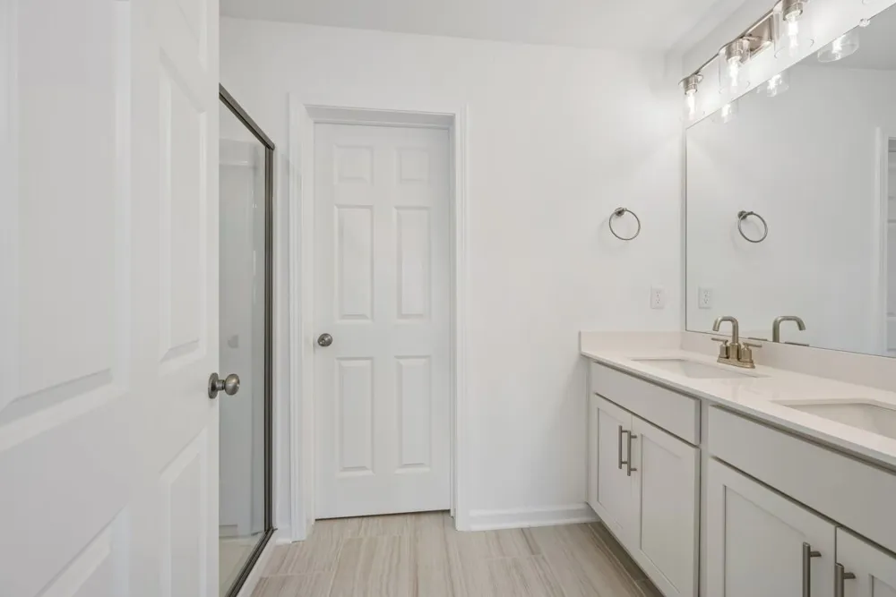 2599 Peaceful Valley Dr Columbia, TN 38401