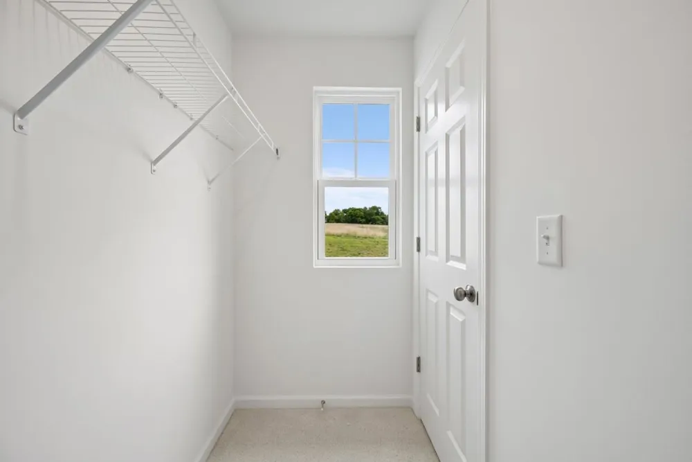 2599 Peaceful Valley Dr Columbia, TN 38401
