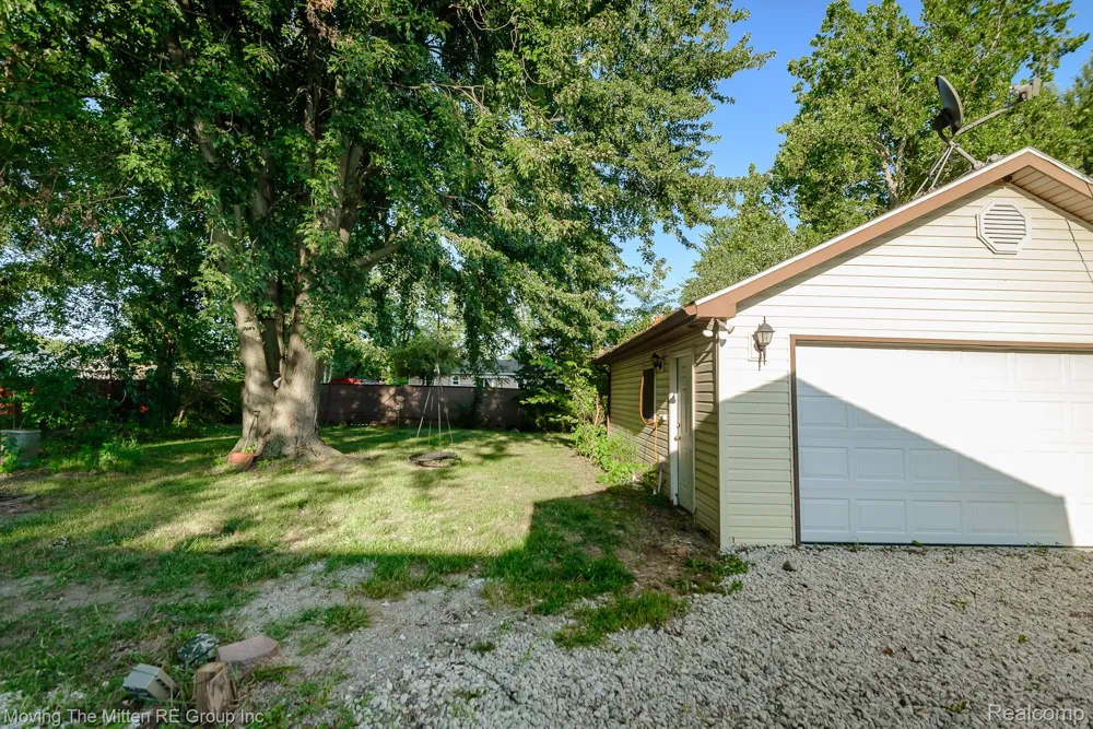 26247 Weigel Road Huron Charter Township, MI 48164
