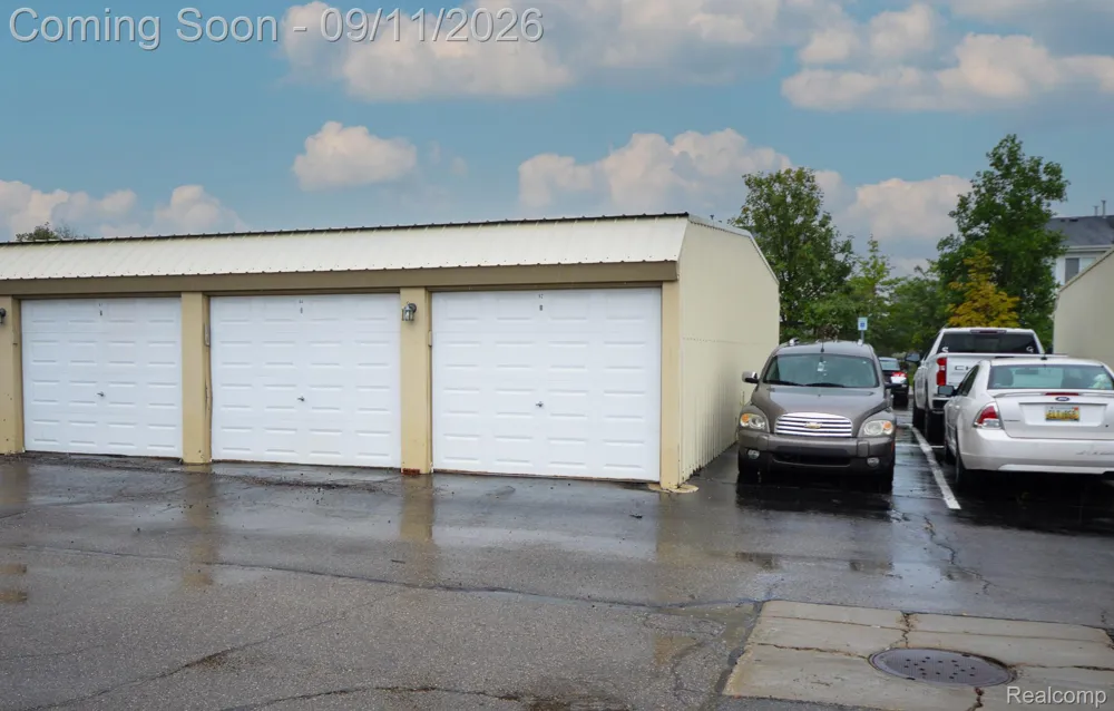 29821 Cathy Lane Chesterfield Township, MI 48047