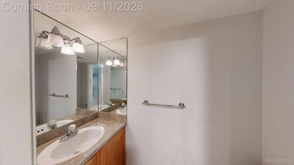 29821 Cathy Lane Chesterfield Township, MI 48047