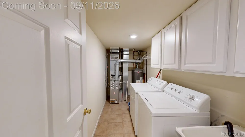 29821 Cathy Lane Chesterfield Township, MI 48047