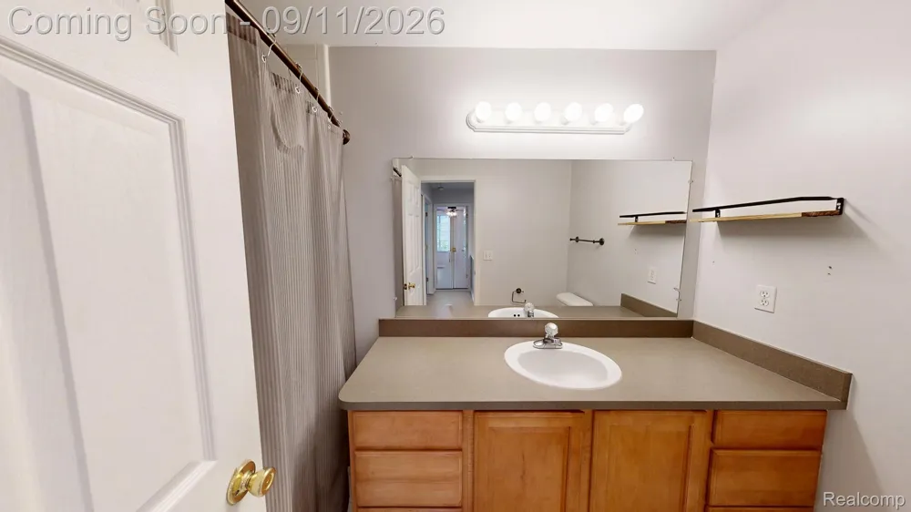 29821 Cathy Lane Chesterfield Township, MI 48047