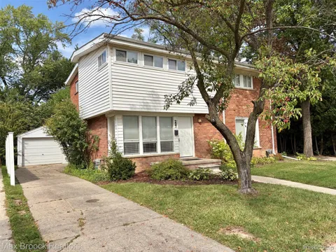297 E 14 Mile Road