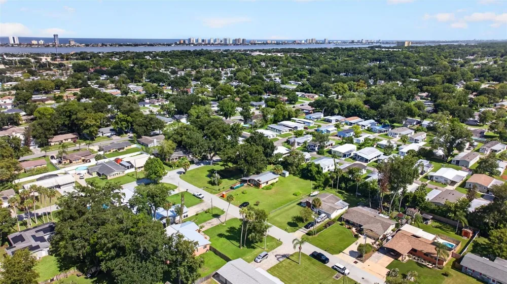 706 BOSTON AVENUE South Daytona, FL 32119