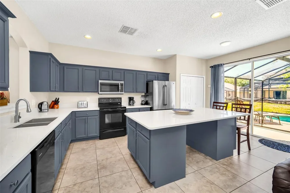8538 SUNRISE KEY DRIVE Kissimmee, FL 34747