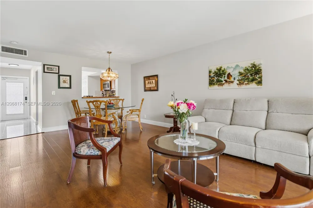 7688 NW 18 St #202 Margate, FL 33063