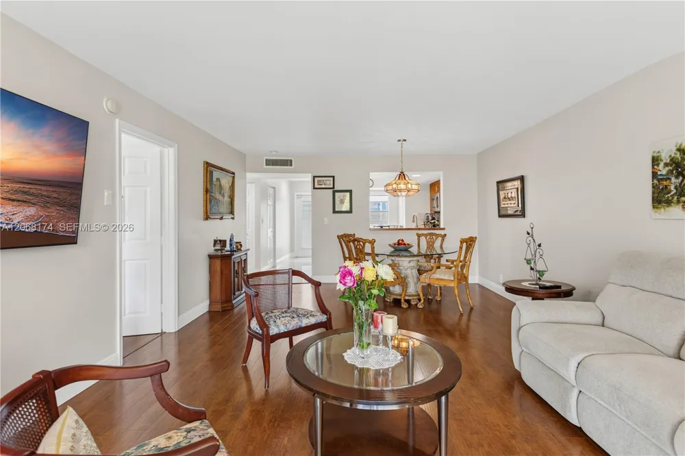 7688 NW 18 St #202 Margate, FL 33063