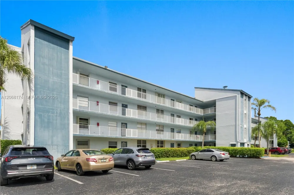 7688 NW 18 St #202 Margate, FL 33063