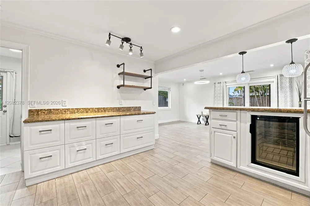 4620 NE 5th Ave Oakland Park, FL 33334