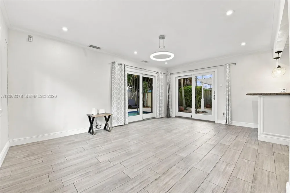 4620 NE 5th Ave Oakland Park, FL 33334