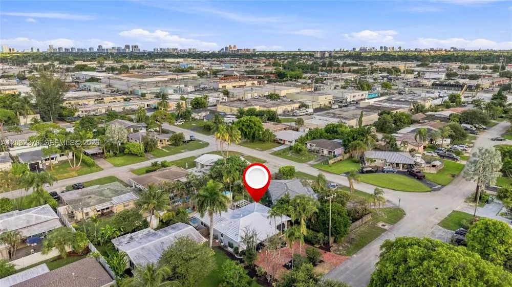4620 NE 5th Ave Oakland Park, FL 33334