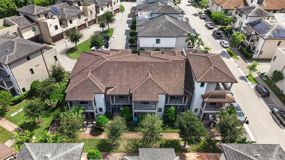 4915 NW 83rd Path #4915 Doral, FL 33166
