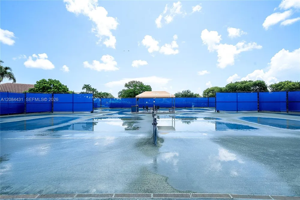6649 Via Regina ## Boca Raton, FL 33433