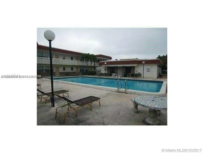 4163 SW 67th Ave #111C Davie, FL 33314