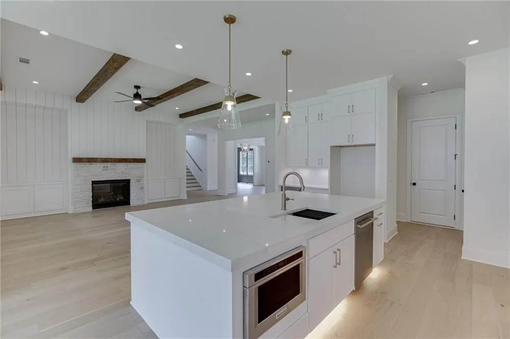 2969 Bogan Road NE Buford, GA 30519
