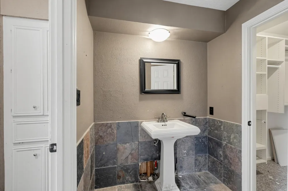 15502 Chichester Lane Jersey Village, TX 77040