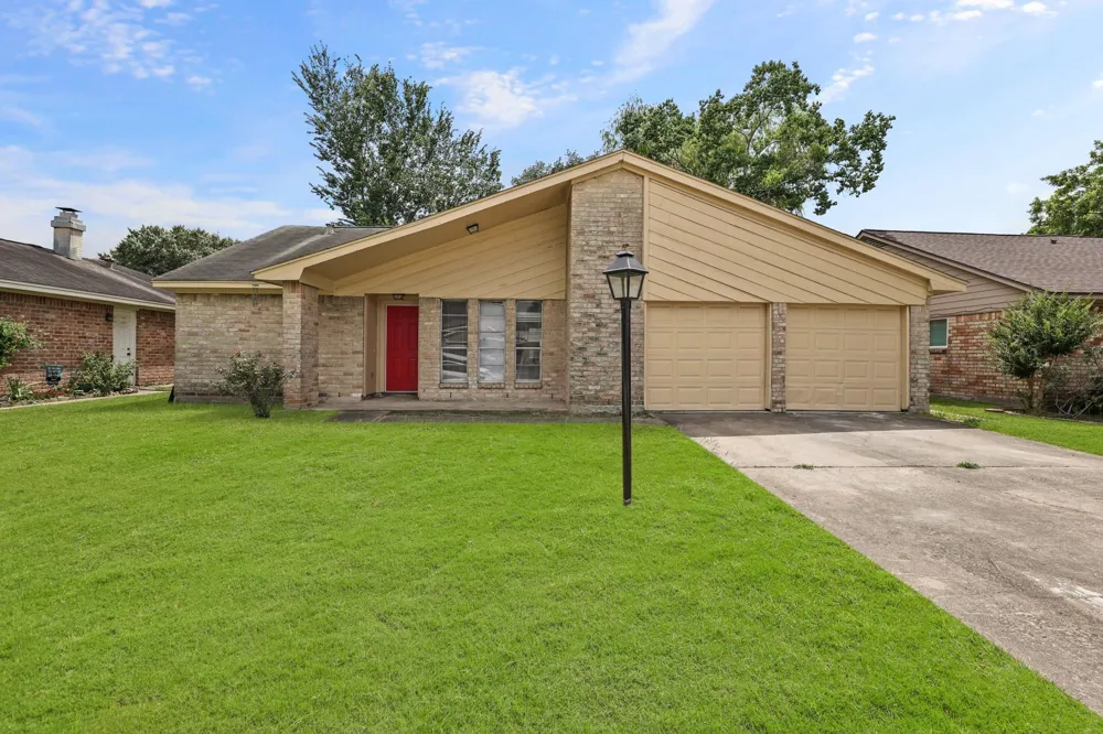 4319 Windrift Drive Houston, TX 77066