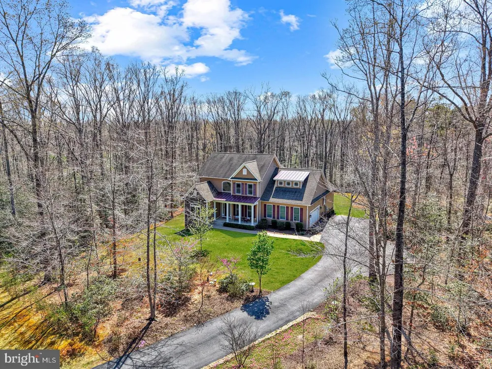7022 BARCLAY DRIVE Fredericksburg, VA 22407