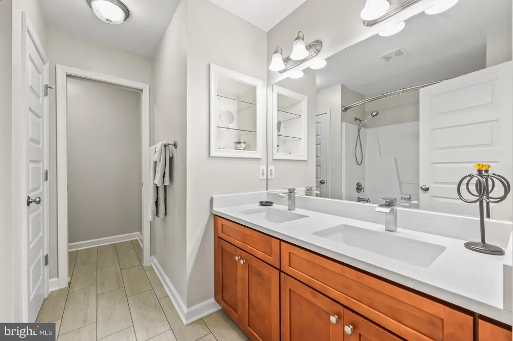 7022 BARCLAY DRIVE Fredericksburg, VA 22407