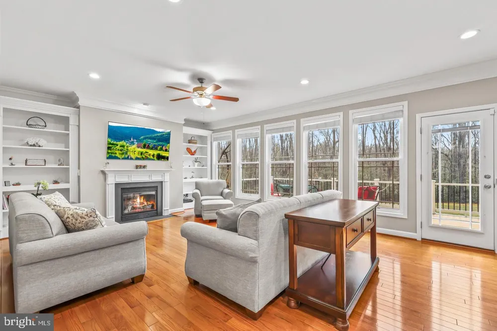 7022 BARCLAY DRIVE Fredericksburg, VA 22407