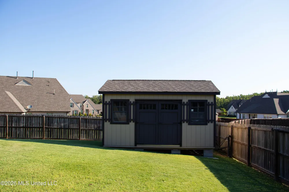 8418 Laura Lennon Pass Drive Olive Branch, MS 38654
