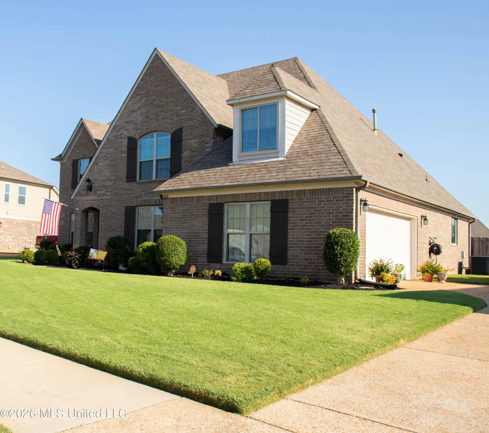8418 Laura Lennon Pass Drive Olive Branch, MS 38654