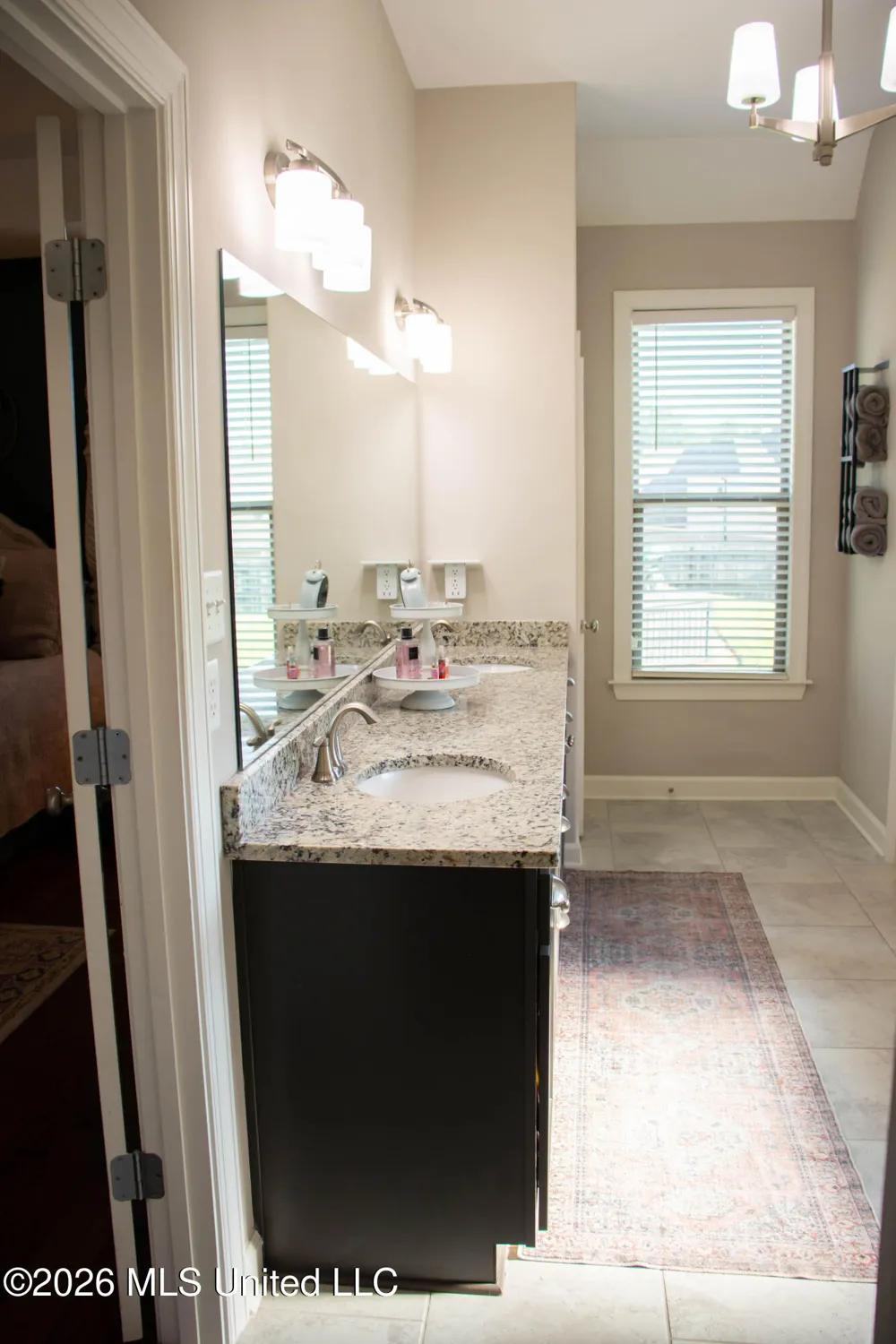 8418 Laura Lennon Pass Drive Olive Branch, MS 38654