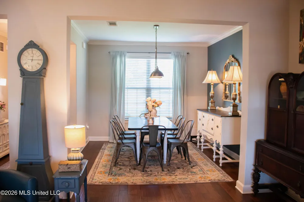 8418 Laura Lennon Pass Drive Olive Branch, MS 38654