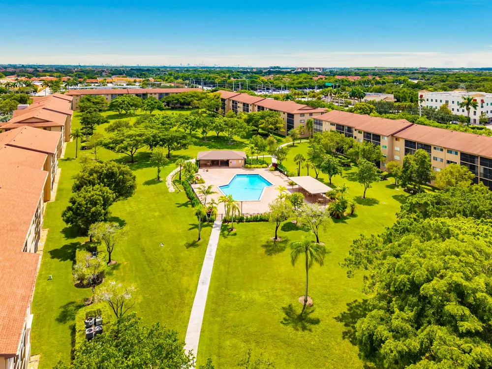 1651 SW 127TH AVENUE SW #105A Pembroke Pines, FL 33027