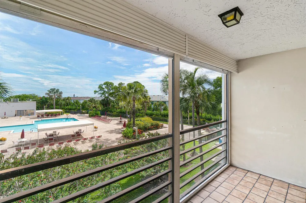 4640 LUCERNE LAKES BOULEVARD W #303 Lake Worth, FL 33467