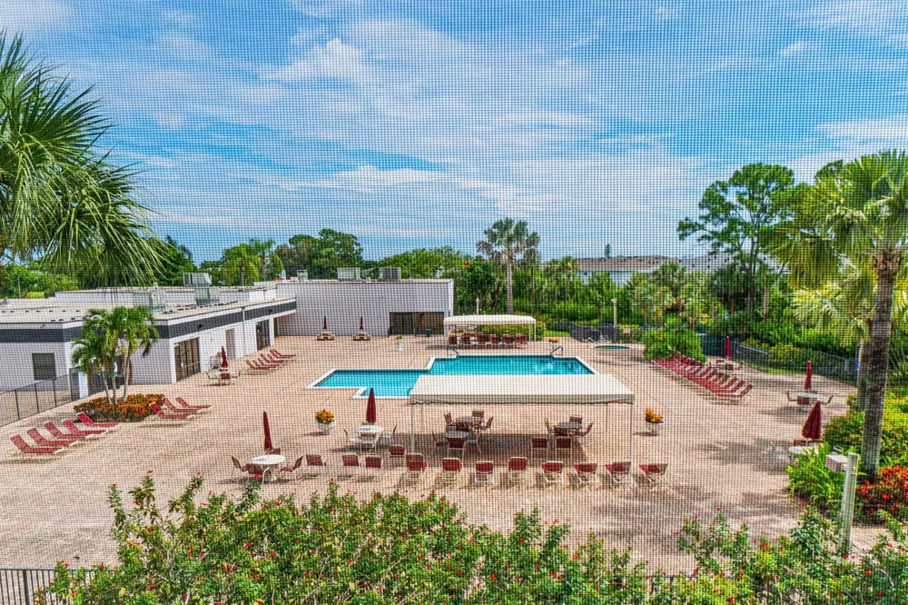 4640 LUCERNE LAKES BOULEVARD W #303 Lake Worth, FL 33467