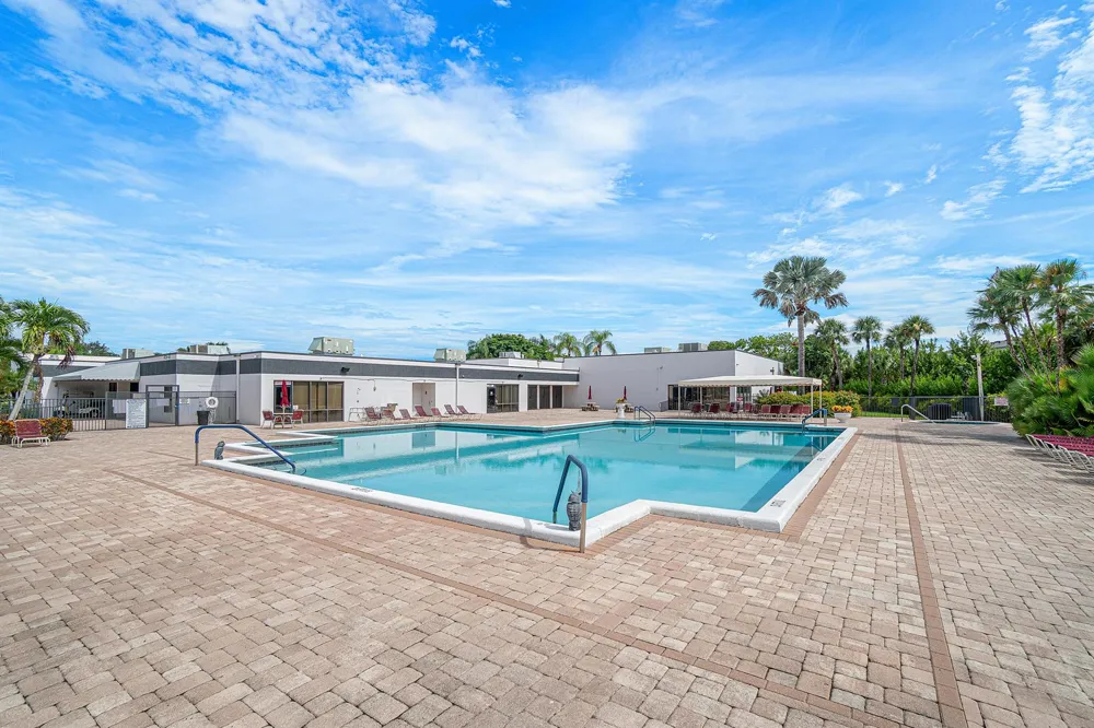 4640 LUCERNE LAKES BOULEVARD W #303 Lake Worth, FL 33467