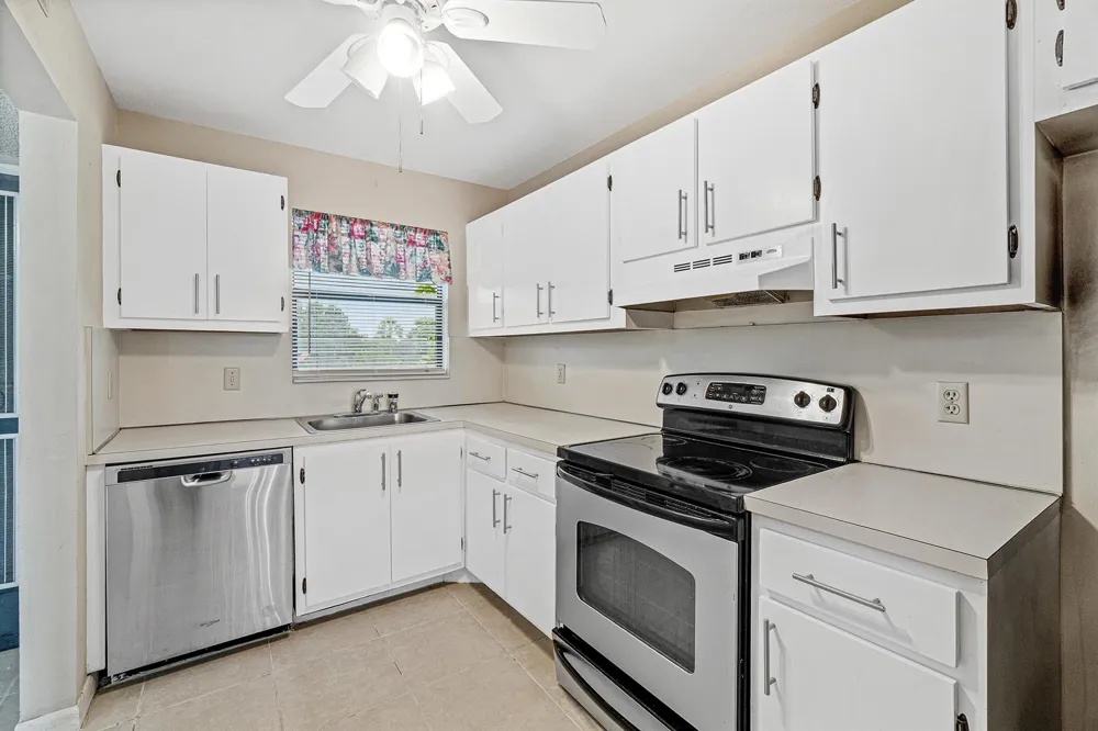4640 LUCERNE LAKES BOULEVARD W #303 Lake Worth, FL 33467