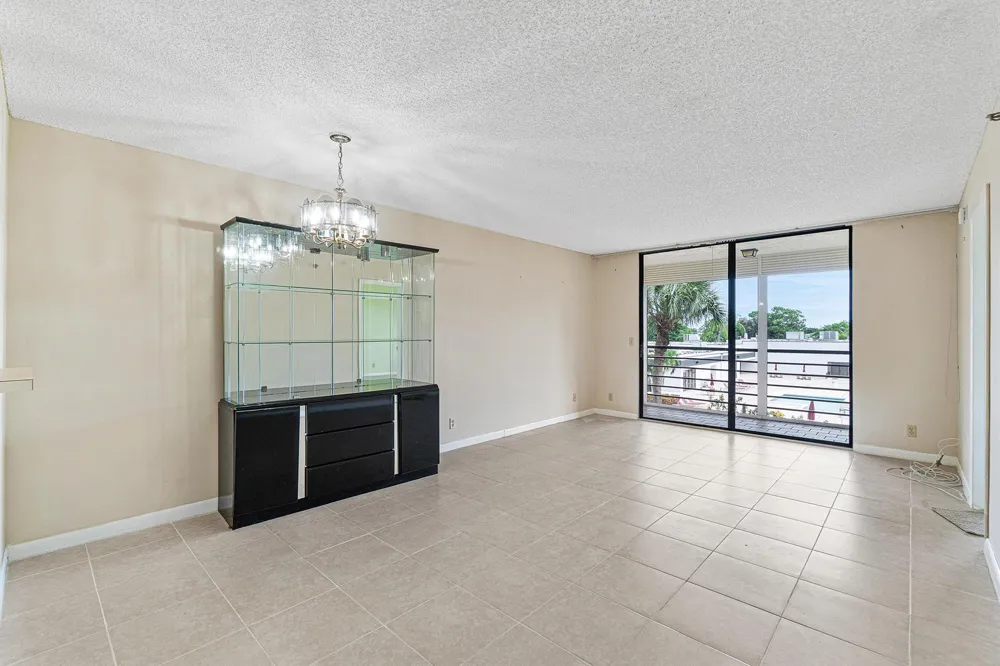 4640 LUCERNE LAKES BOULEVARD W #303 Lake Worth, FL 33467