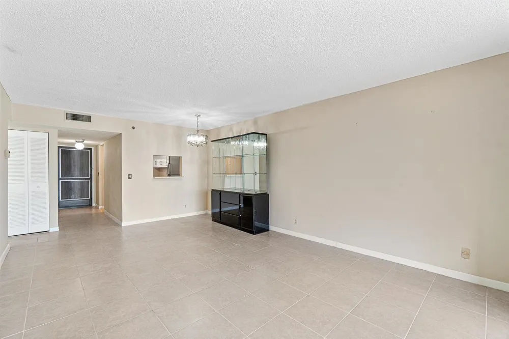 4640 LUCERNE LAKES BOULEVARD W #303 Lake Worth, FL 33467