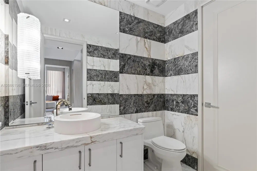 17749 Collins Ave #902 Sunny Isles Beach, FL 33160