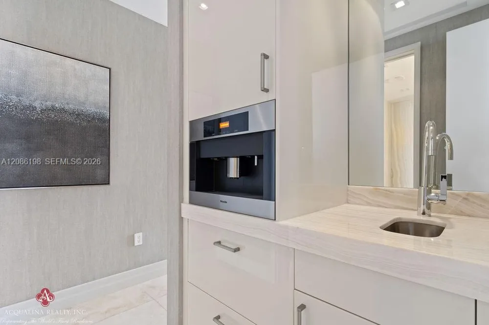 17749 Collins Ave #902 Sunny Isles Beach, FL 33160
