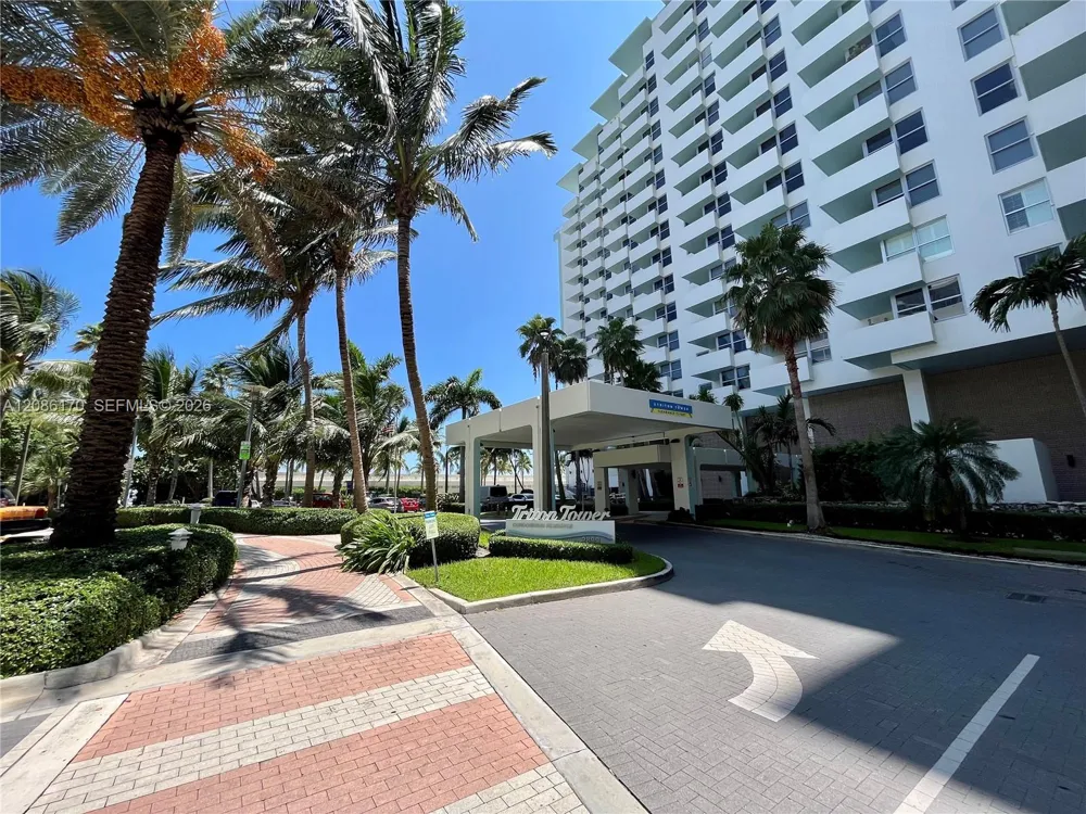 2899 Collins Ave #550 Miami Beach, FL 33140